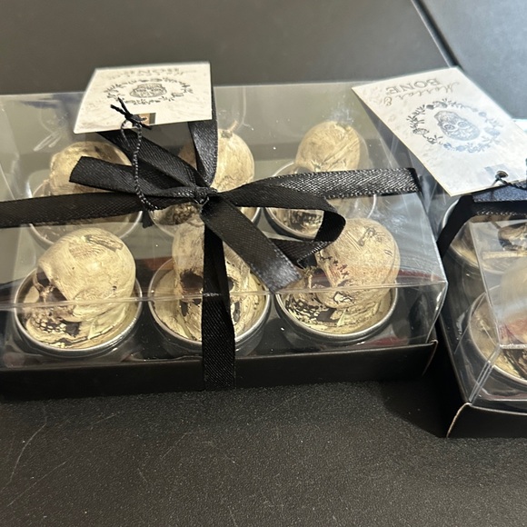 Mortar & bone Halloween skull candles set of 6 - Picture 1 of 2